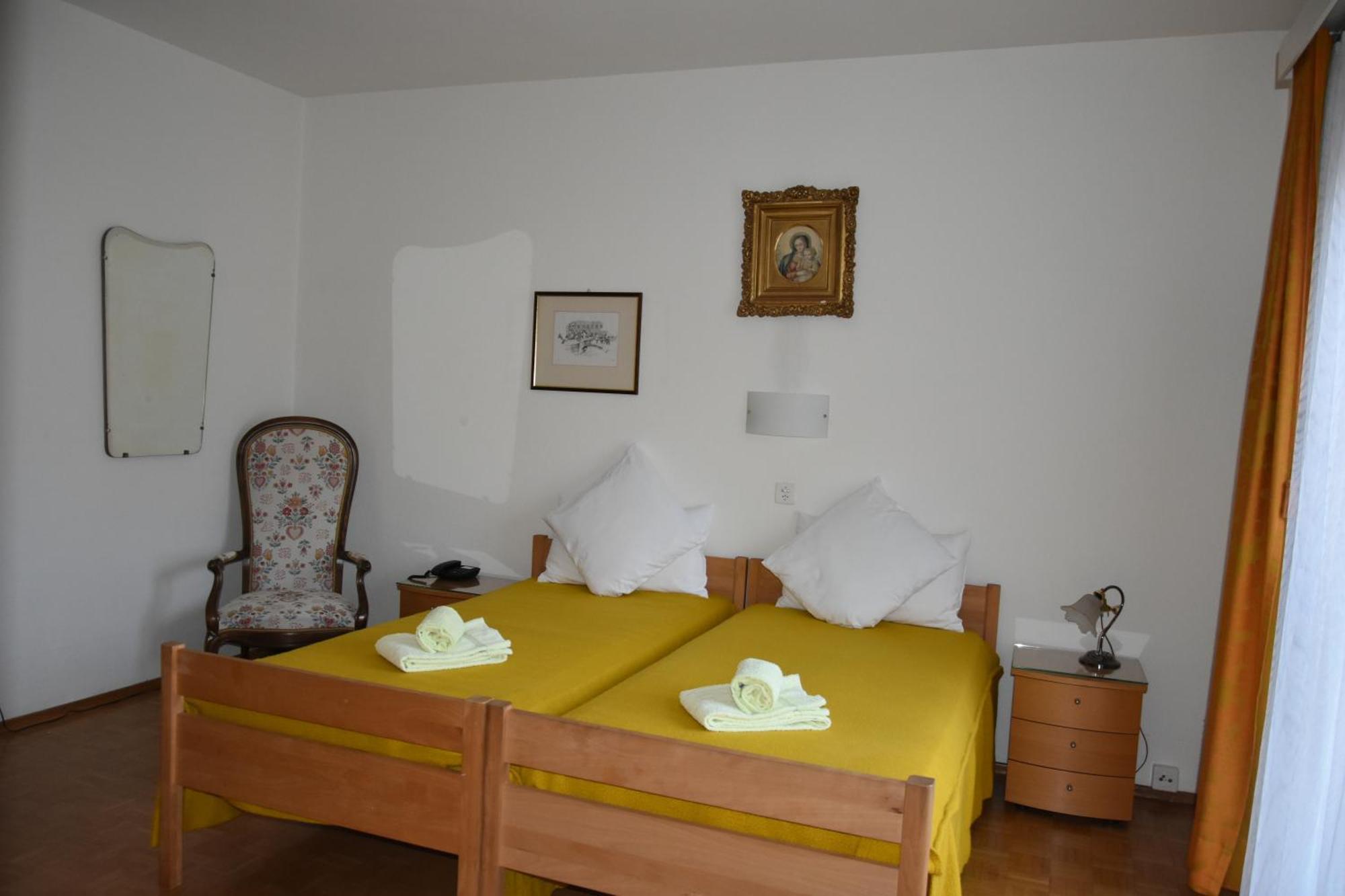 Hotel Casa Santa Birgitta Lugano Esterno foto