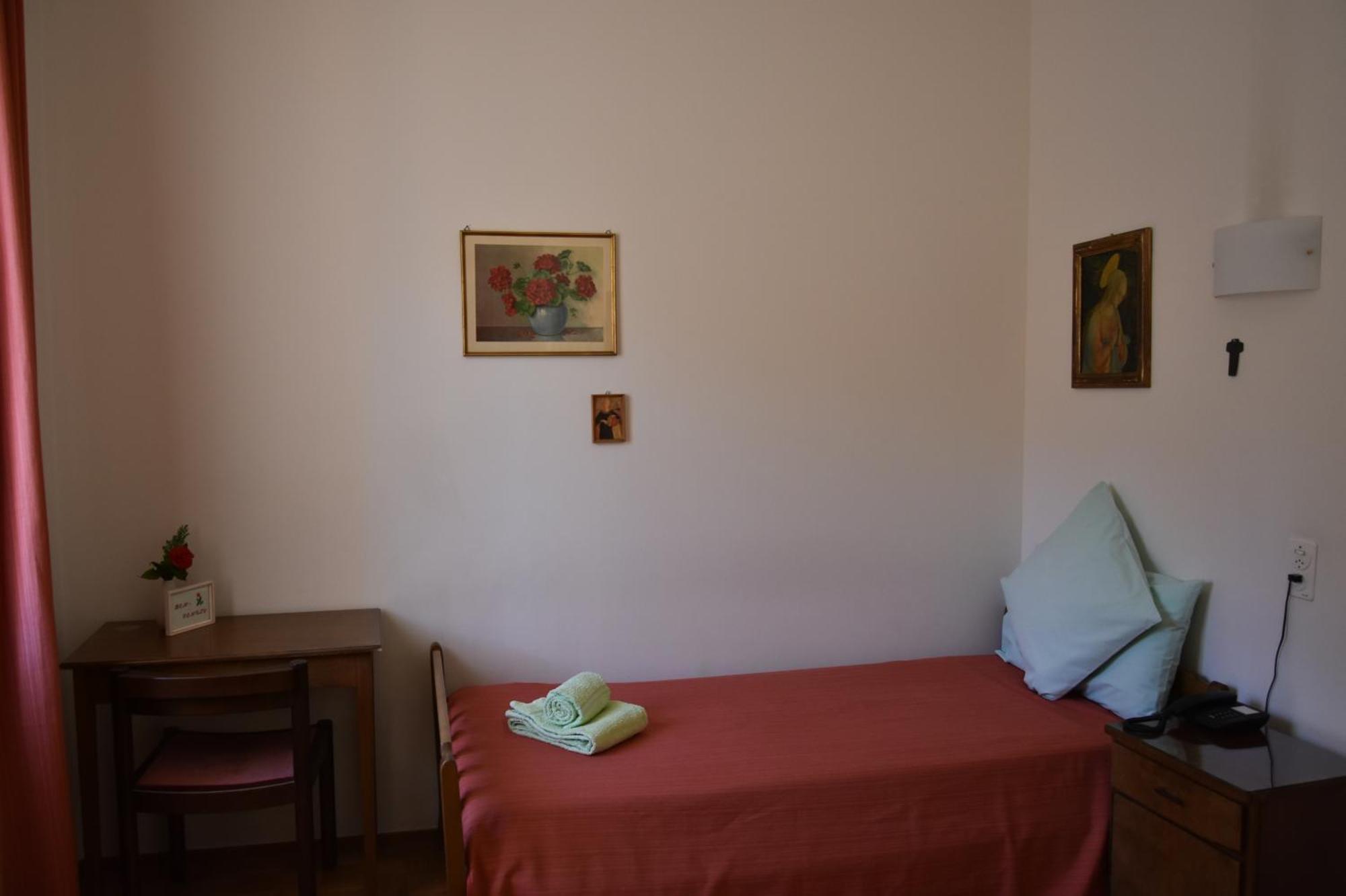 Hotel Casa Santa Birgitta Lugano Esterno foto