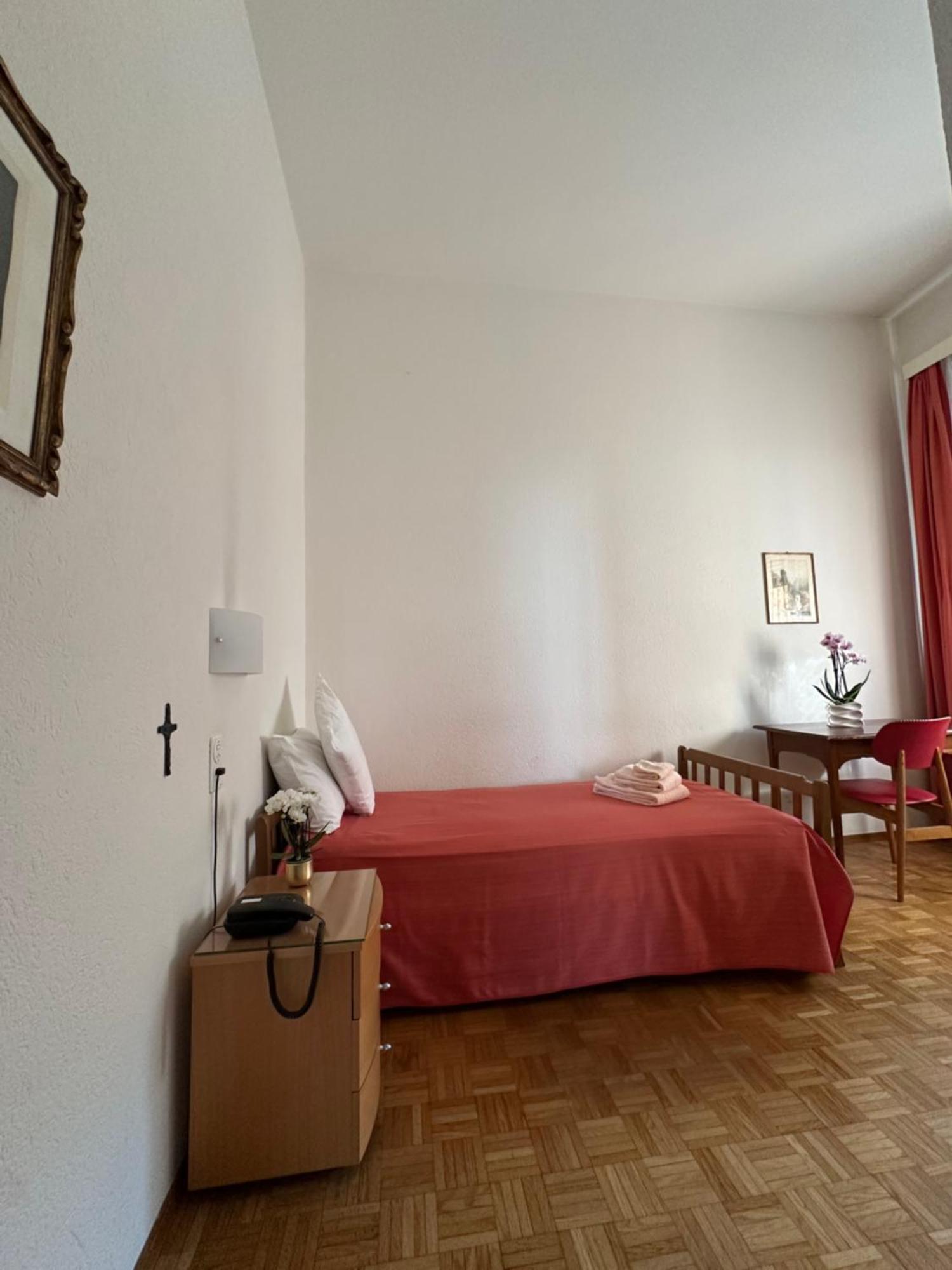 Hotel Casa Santa Birgitta Lugano Esterno foto