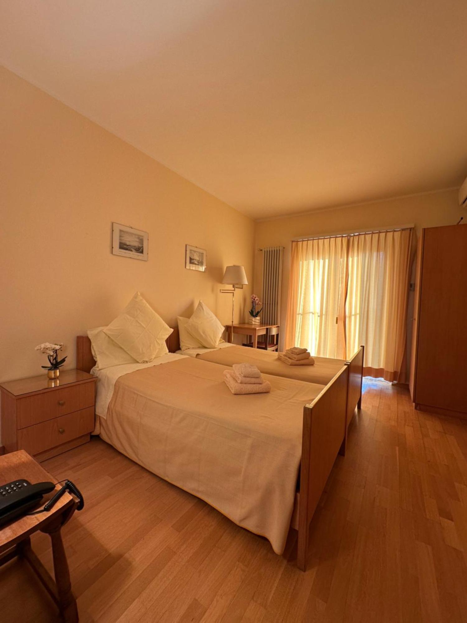 Hotel Casa Santa Birgitta Lugano Esterno foto